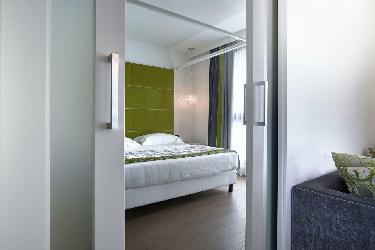 Link124 Hotel Parma Buitenkant foto